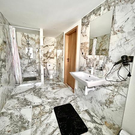 Apartman Velicka Vinaren Poprad Exterior photo